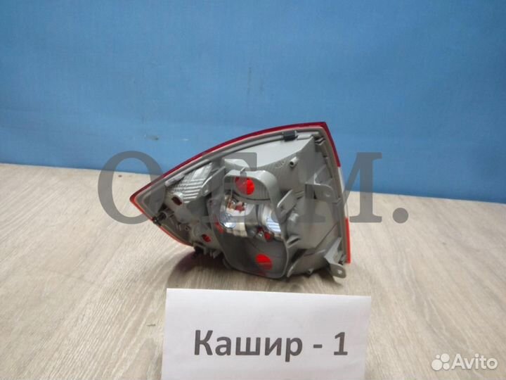 Фонарь правый задний в крыло Skoda Rapid