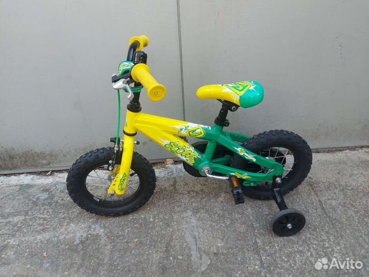 Велосипеды; Scott на 2-4 года 12 колёса