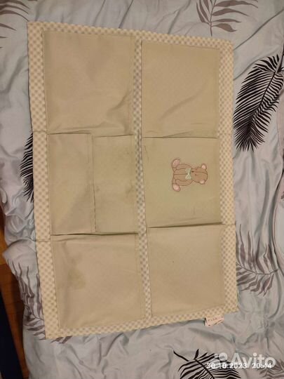 Органайзер на кроватку