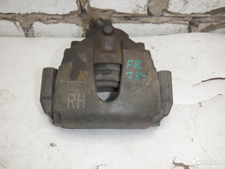 Суппорт передний правый Ford C-Max