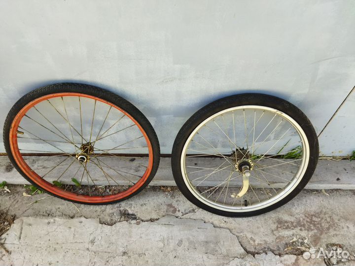 Колëса на велосипед 