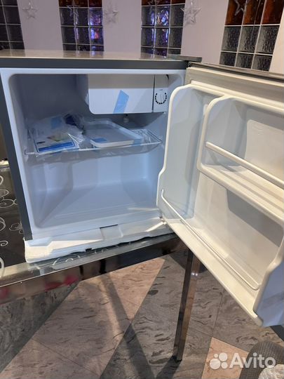 Холодильник Бирюса Б-М50, новый
