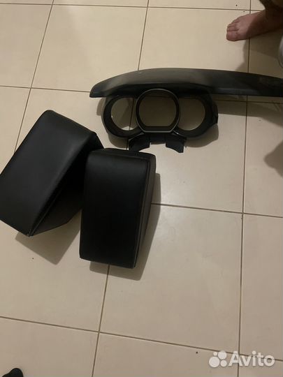 Подлокотник