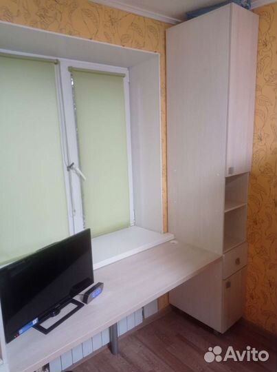 Школьная парта со шкафами бу