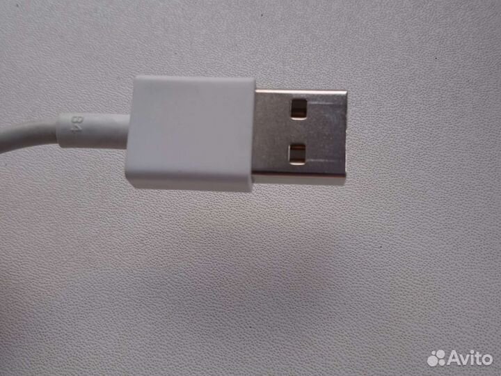 Зарядное устройство для телефона (huawei)