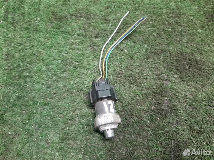 Датчик давления кондиционера Toyota Corolla E120