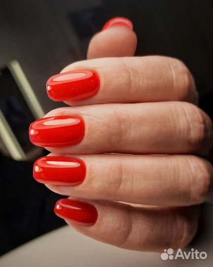 Мастер маникюра и педикюра