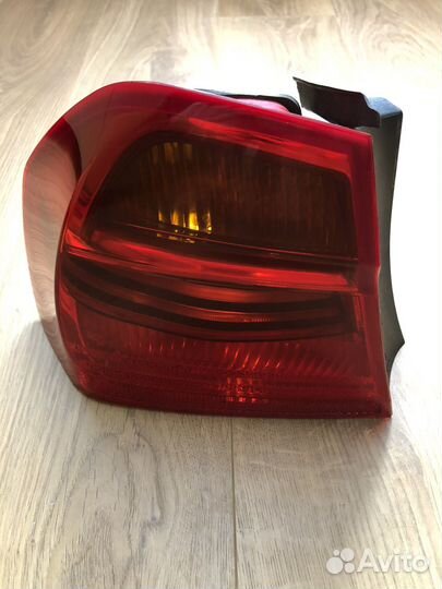 Фонарь задний BMW E90