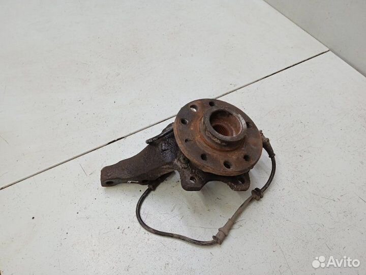 Кулак поворотный передний левый Opel Vectra B. 36