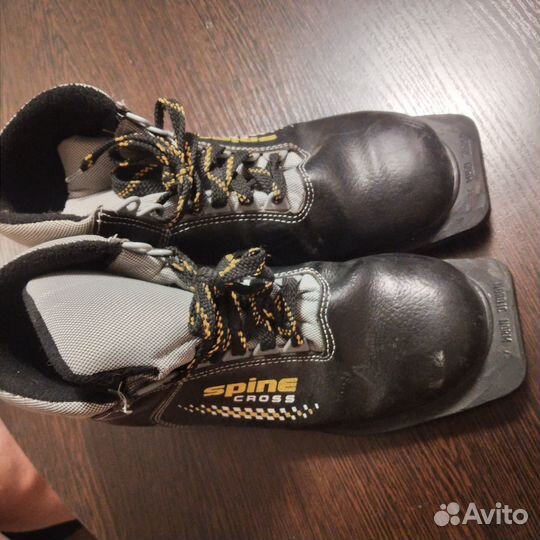 Лыжные ботинки 39 размер