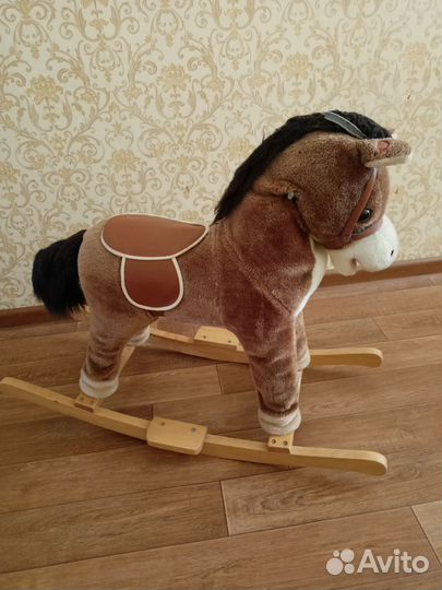 Качалка лошадь