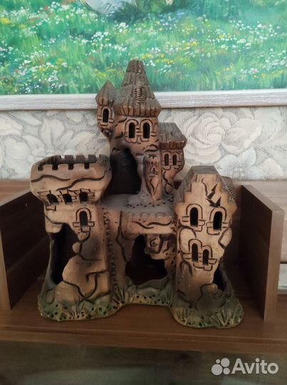 Аквариум, тумба, фильтр, коряга, замок, грунт