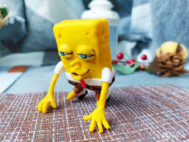 Спанч боб мем фигурка