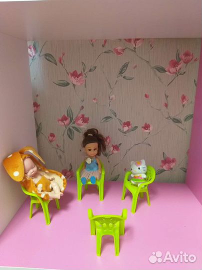 Домик кукольный