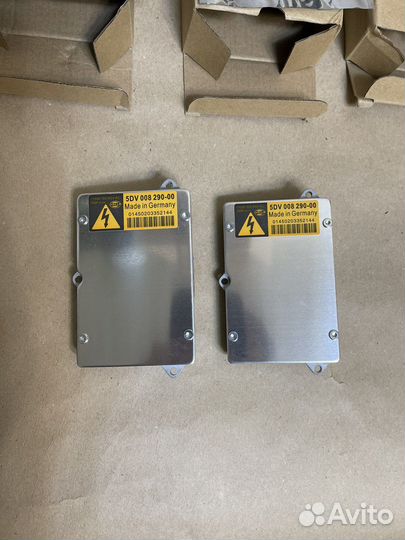 Блок розжига ксенона 5DV 008 290-00 бмв Мерседес