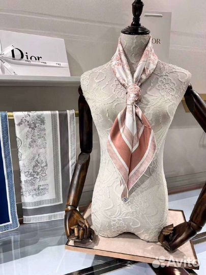 Платок Christian Dior