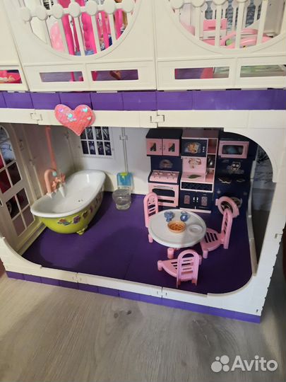 Домик кукольный