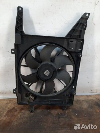 Вентилятор радиатора Renault Megane кабриолет 1.6