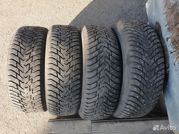 Nokian Tyres Hakkapeliitta 8 195/65 R15