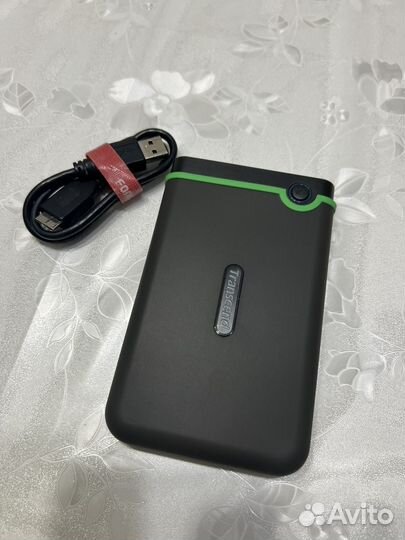 Переносной жёсткий диск Transcend 1Tb