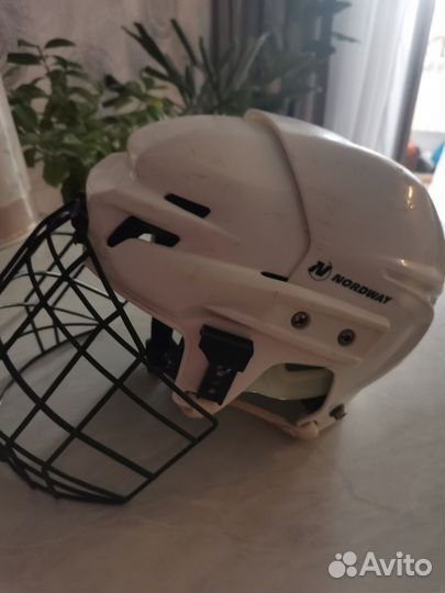 Шлем хоккейный детский