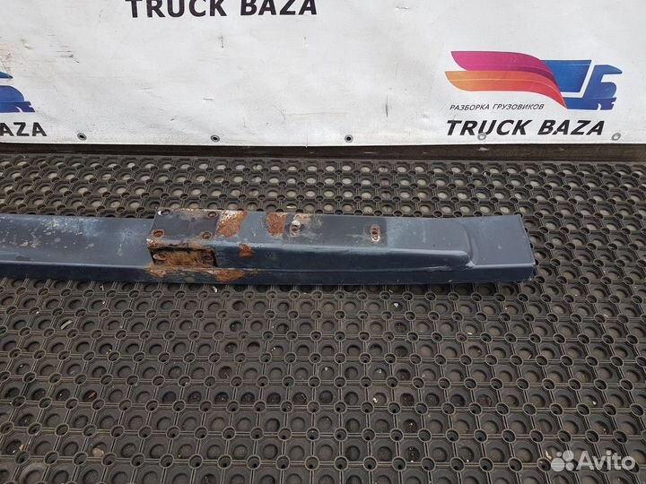 Усилитель переднего бампера Iveco Stralis