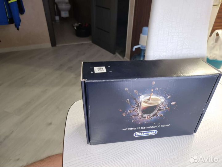 Кофемашина DeLonghi ecam 350.75