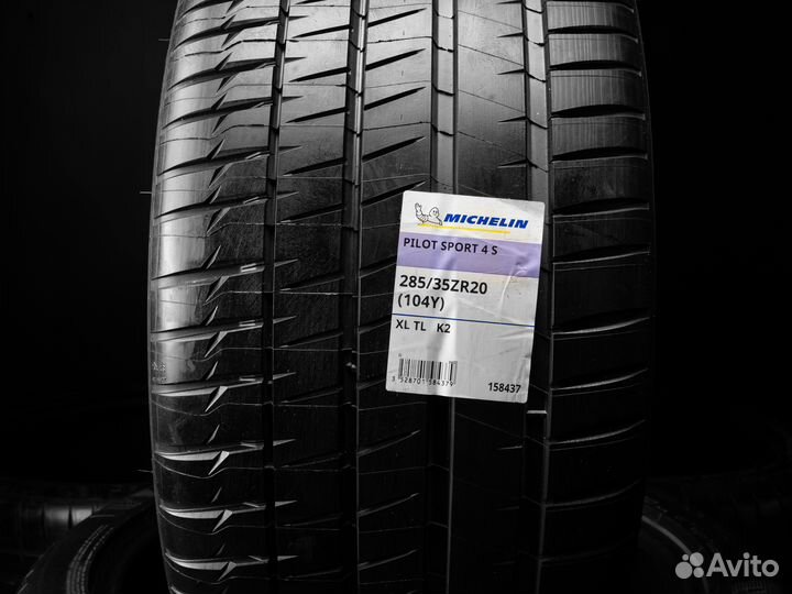 Michelin Pilot Sport 4 S 285/35 R20 и 245/35 R20 109Y