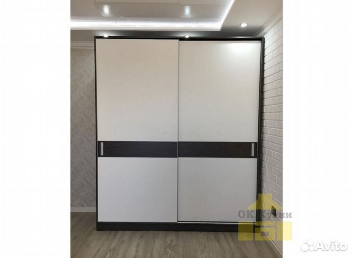 Распашной шкаф