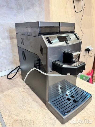 Кофемашина saeco