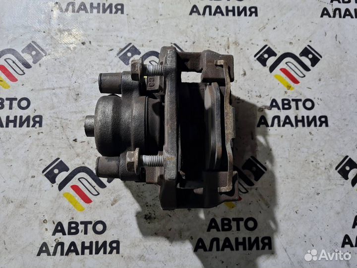 Суппорт задний левый Bmw 3 E91 N46B20 2004