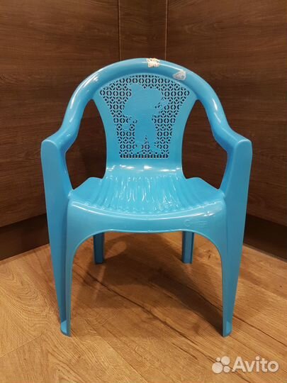 Детский стол и стул