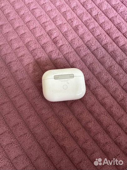 Airpods pro 1 серии original кейс и правый наушник