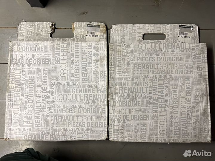 Комплект оригинальных тормозных дисков Renault