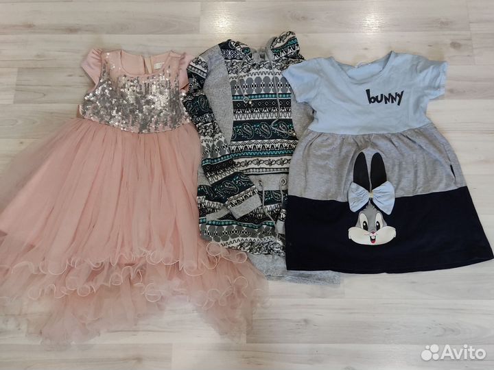 Платье праздничное и повседневное от4 -6. Лет