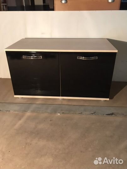Тумба под тв новая