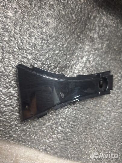 Накладка декоративной решетки Bmw 7 серий G11 бу о