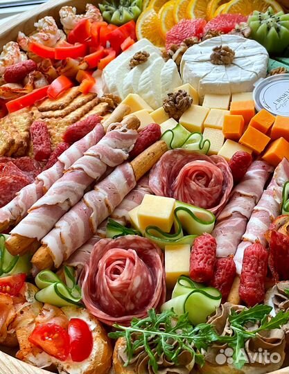 Фуршет, кейтеринг, гастробоксы