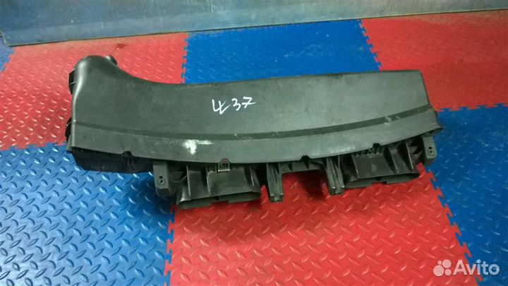 Корпус воздушного фильтра BMW X3 E83