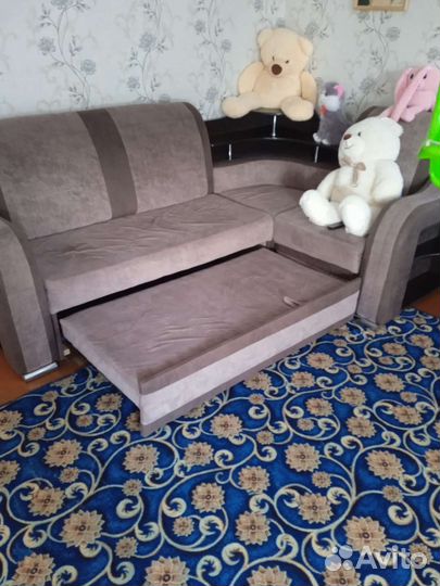 Угловой диван бу