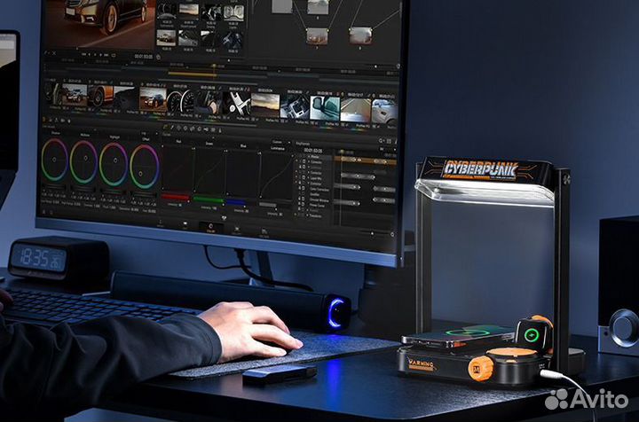 Беспроводная зарядка с лампой в стиле Cyberpunk16