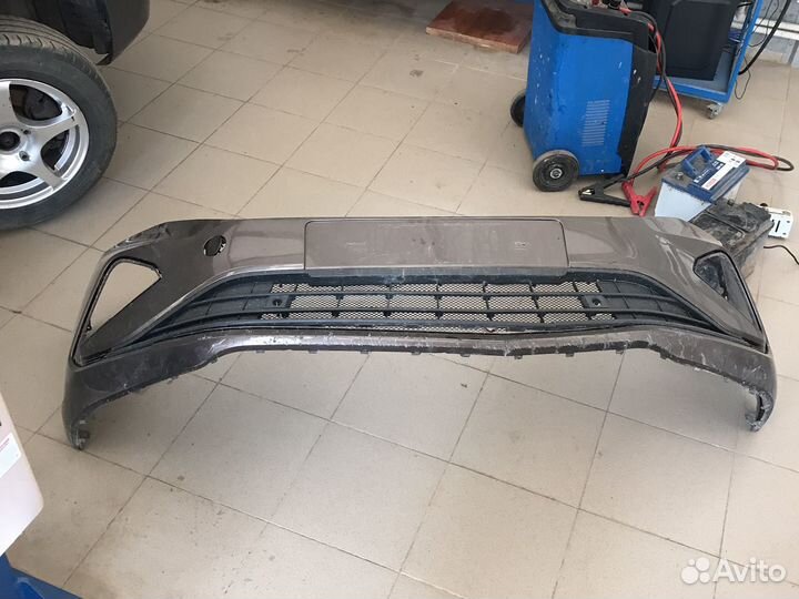 Оригинальный бампер VW Polo