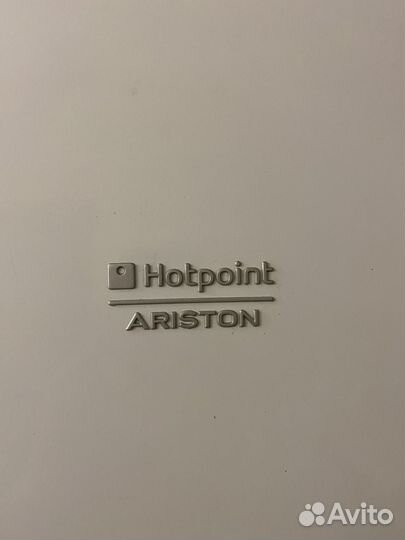 Холодильник бу Hotpoint Ariston