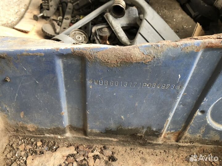 Подножка Мерседес т1 с документами