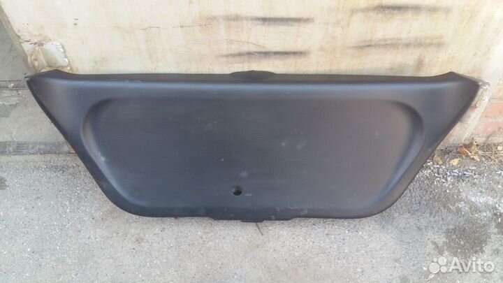 Обшивка крышки багажника Honda Fit Jazz кузов GE