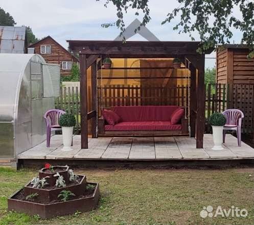 Садовые качели кровать из дерева массива сосны