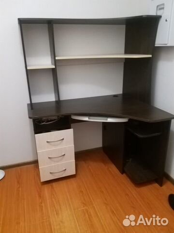 Компьютерный стол