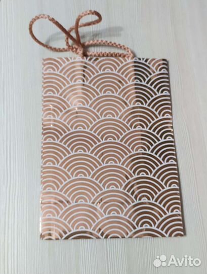 Подарочные пакеты