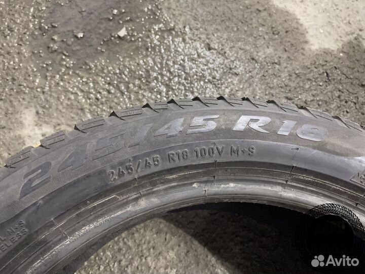 Pirelli Winter Sottozero 3 245/45 R18 100V