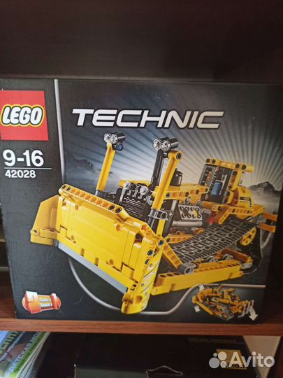 Lego Technic 42028